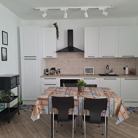 Suite Da Gabry 2 Olbia Luaran gambar